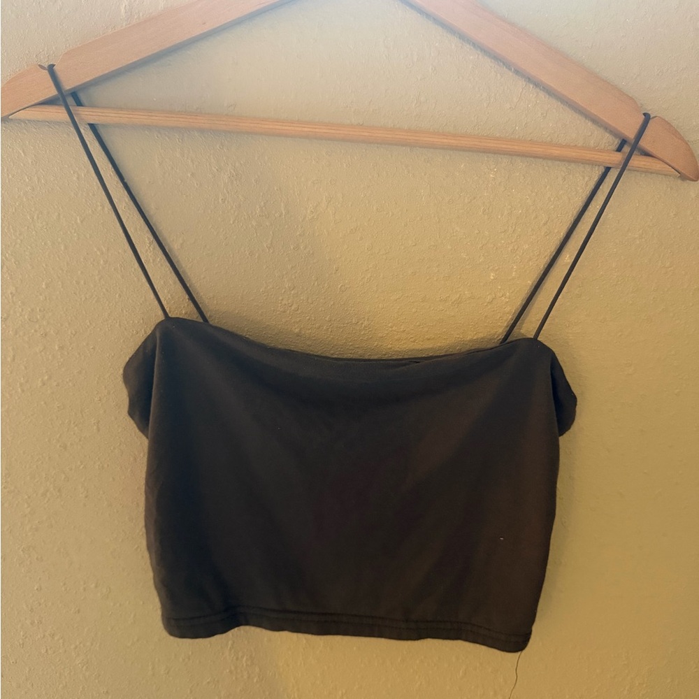 grey crop top